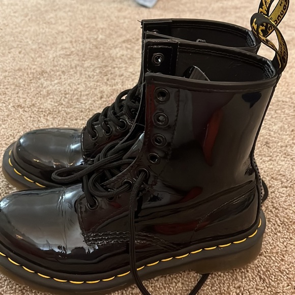 Dr. Martins, black, shiny - Picture 4 of 5